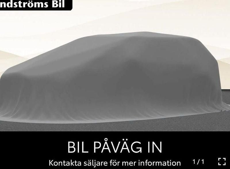 Grön Begagnad 2022 Toyota RAV4 Hybrid Active SUV | 349 900 kr (Bra pris) - Bild 1/1