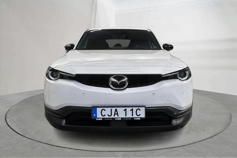 Begagnad Mazda MX30 106 kW (145 HK) 2023 Vit SUV
