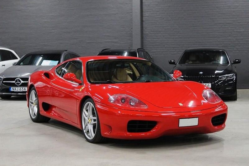 Begagnad Ferrari 360 400 HK (294 kW) 2000 Röd Sportkupé
