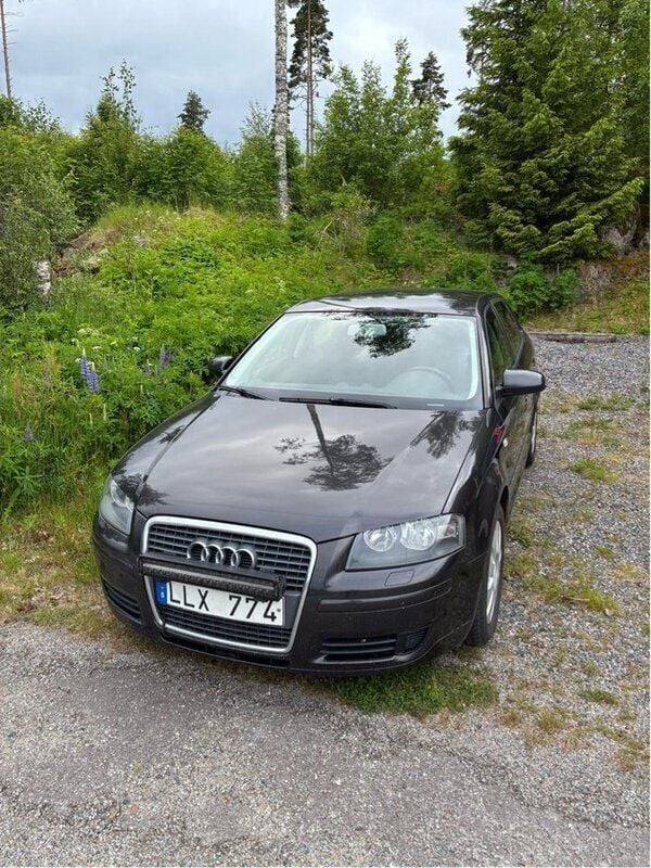 Grå Begagnad 2008 Audi A3 | 26 000 kr - Bild 1/4