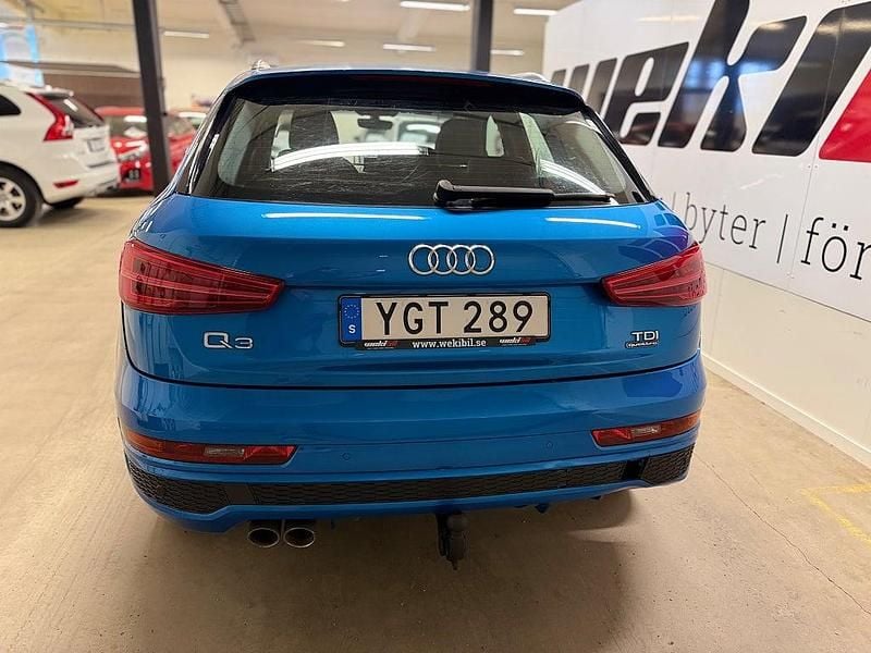Begagnad Audi Q3 S-Line 184 HK (135 kW) 2016 Hainanblå metallic SUV