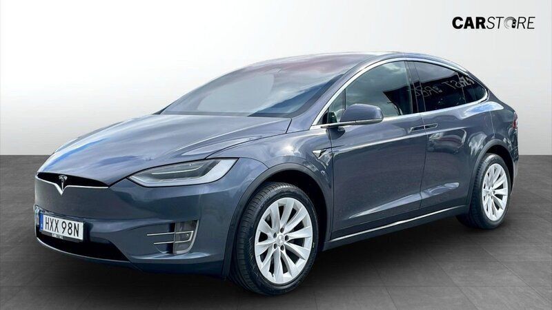 Grå Begagnad 2020 Tesla Model X Long Range SUV | 449 900 kr (Superpris) - Bild 1/4