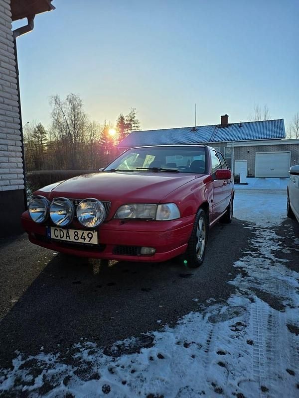 Begagnad 1997 Volvo S70 Sedan | 25 500 kr (Bra pris) - Bild 1/4