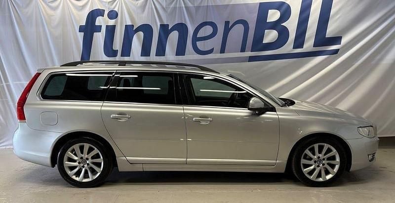 Begagnad Volvo V70 Momentum 116 HK (85 kW) 2015 Silver Kombi