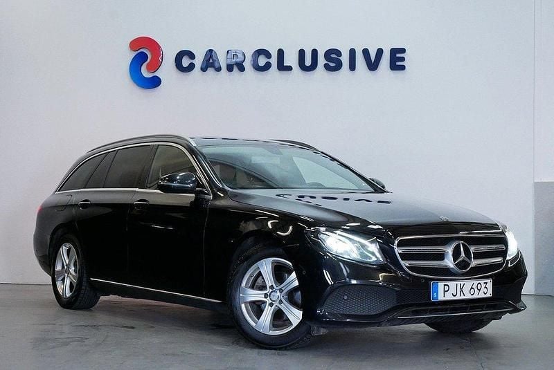 Svart Begagnad 2017 Mercedes E220 Kombi | 159 900 kr (Superpris) - Bild 1/4