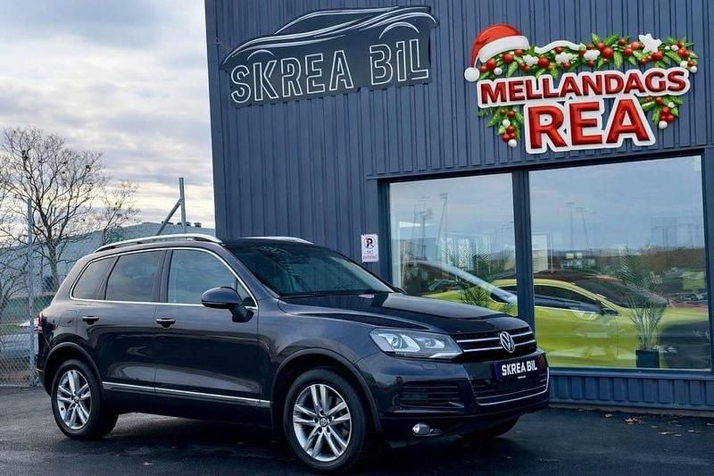 Svart Begagnad 2012 VW Touareg SUV | 129 900 kr (Marknadspris) - Bild 1/4