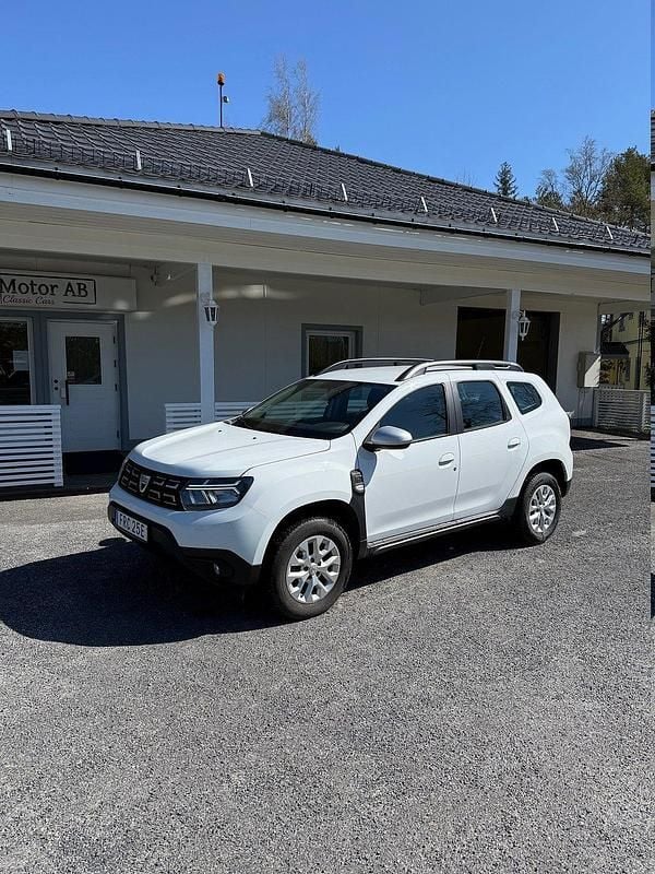 Vit Begagnad 2022 Dacia Duster SUV | 189 900 kr (Marknadspris) - Bild 1/4