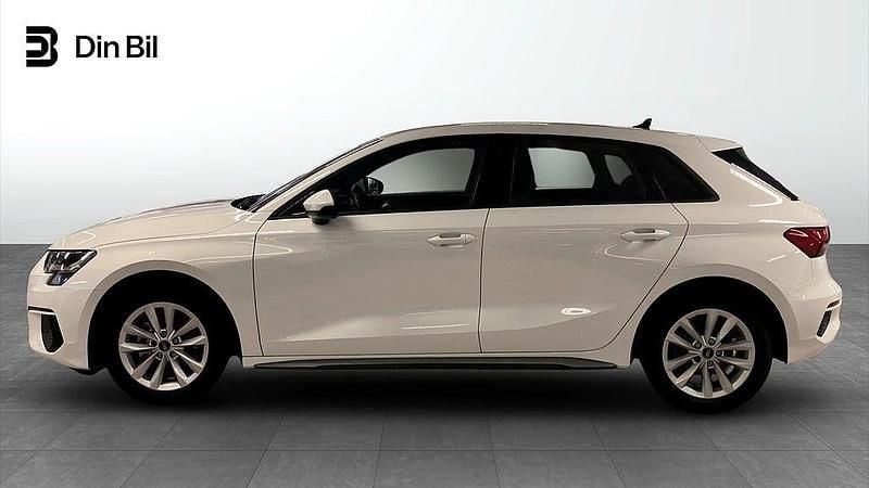 Begagnad Audi A3 Sportback Proline 150 HK (110 kW) 2023 Vit Halvkombi