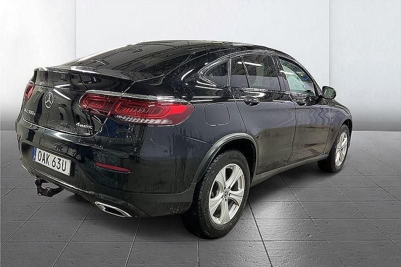 Begagnad Mercedes GLC300e AMG 211 HK (155 kW) 2022 Svart Sportkupé