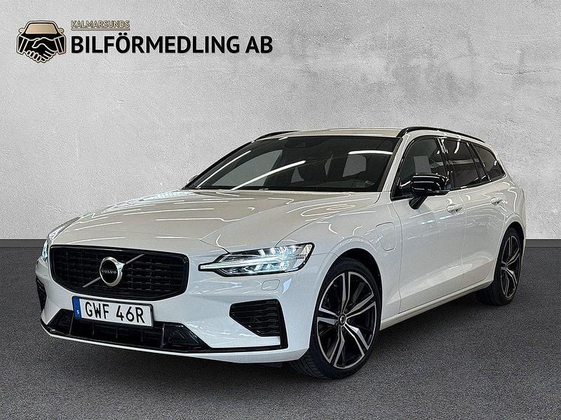 Vit Begagnad 2020 Volvo V60 R-Design Kombi | 349 800 kr (Marknadspris) - Bild 1/4