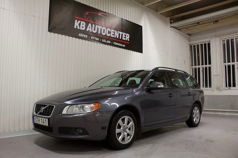 Begagnad 2008 Volvo V70 Momentum Kombi | 54 900 kr (Marknadspris) - Bild 1/4