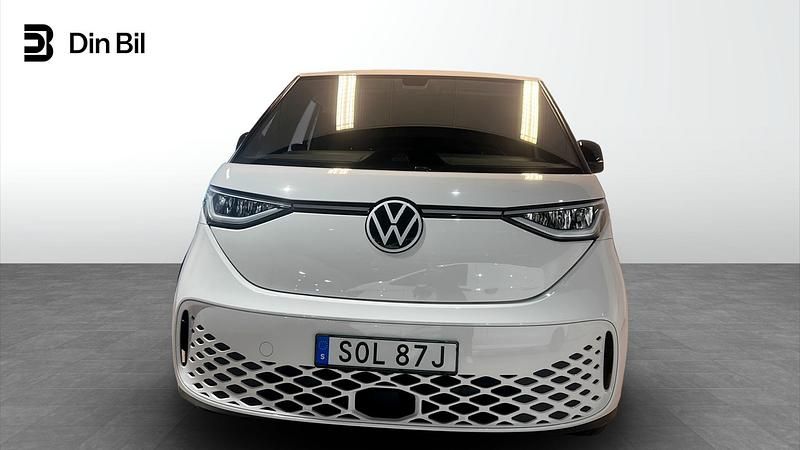 Begagnad VW ID. Buzz 150 kW (204 HK) 2024 Vit (candyvit) Minibuss