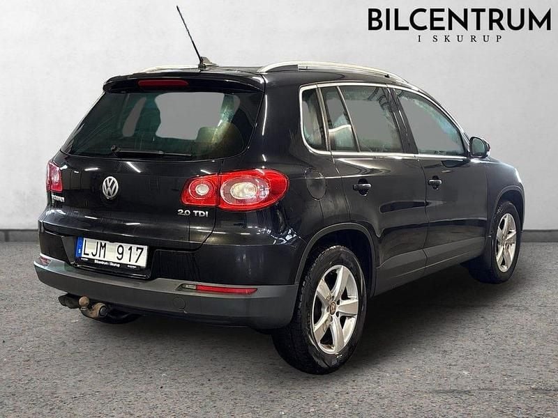 Begagnad VW Tiguan 140 HK (102 kW) 2010 Svart SUV