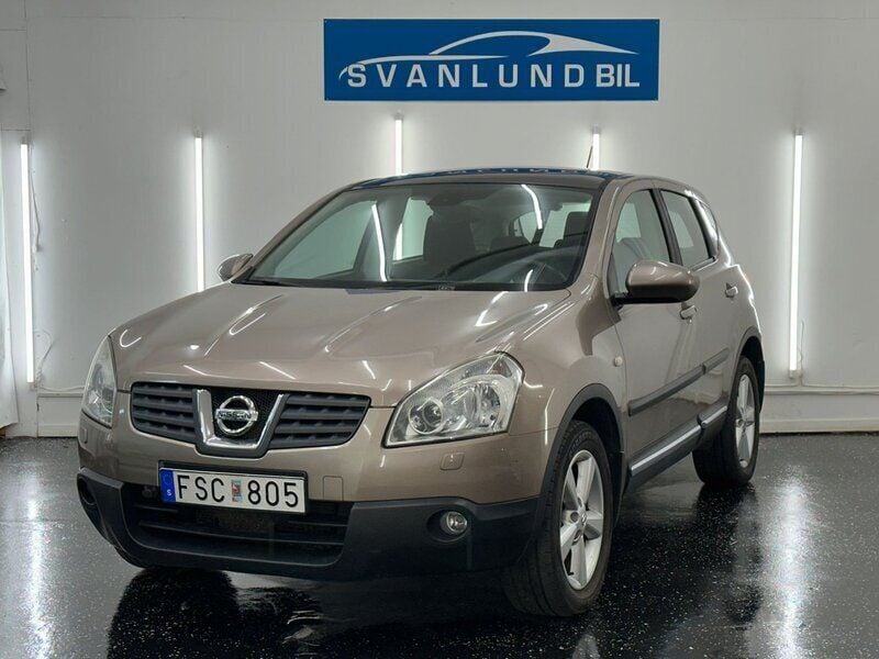 Ljusbrun Begagnad 2007 Nissan Qashqai S SUV | 64 800 kr (Marknadspris) - Bild 1/4