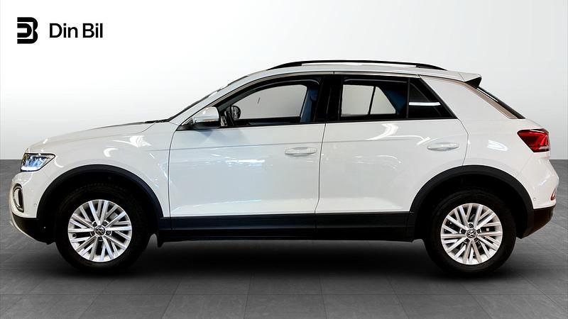 Begagnad VW T-Roc Life 111 HK (81 kW) 2022 Vit (pure white) SUV