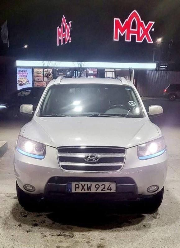 Silver Begagnad 2007 Hyundai Santa Fe SUV | 59 900 kr (Marknadspris) - Bild 1/4