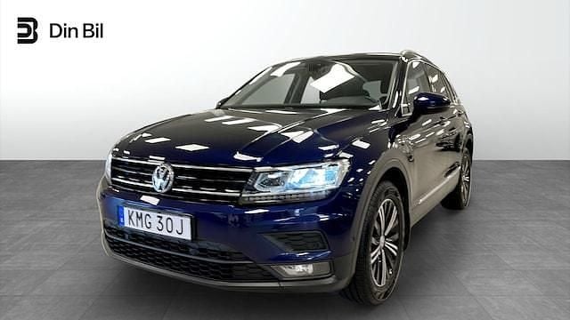 Blå Begagnad 2019 VW Tiguan Comfortline SUV | 279 000 kr (Marknadspris) - Bild 1/4