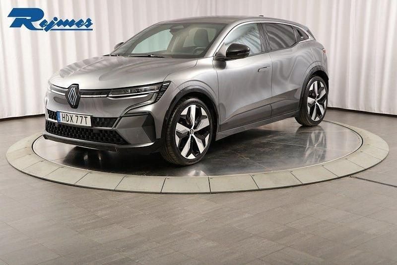 Grå schiste metallic kqg Begagnad 2023 Renault Mégane IV Techno Halvkombi | 269 800 kr (Marknadspris) - Bild 1/4