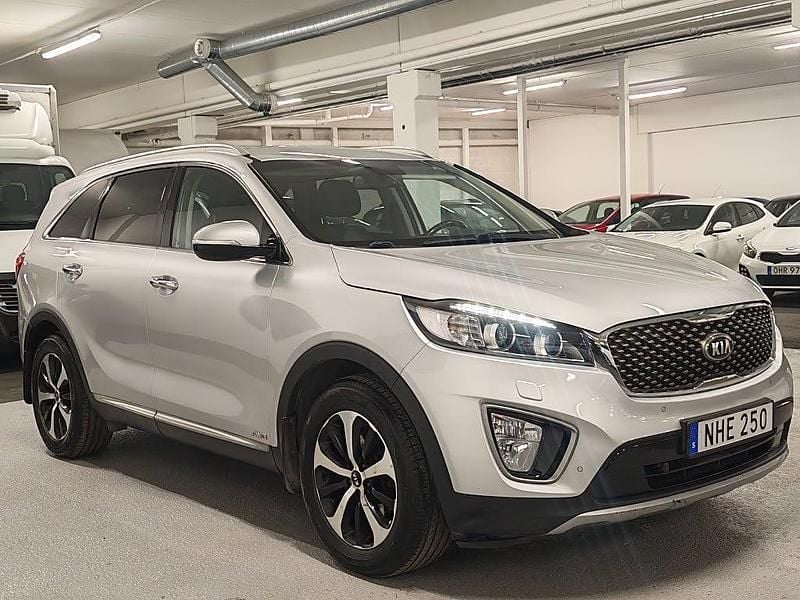 Begagnad Kia Sorento 200 HK (147 kW) 2016 Grå SUV