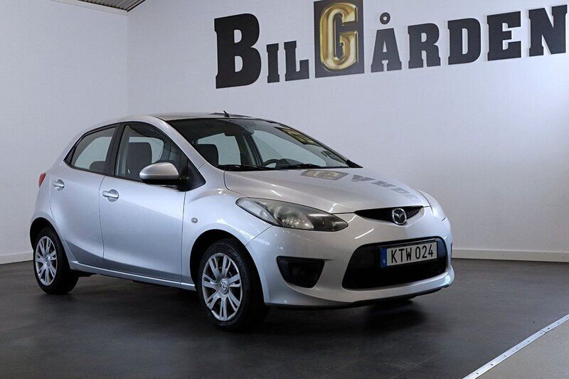 Begagnad 2010 Mazda 2 Halvkombi | 49 900 kr (Lite dyr) - Bild 1/4