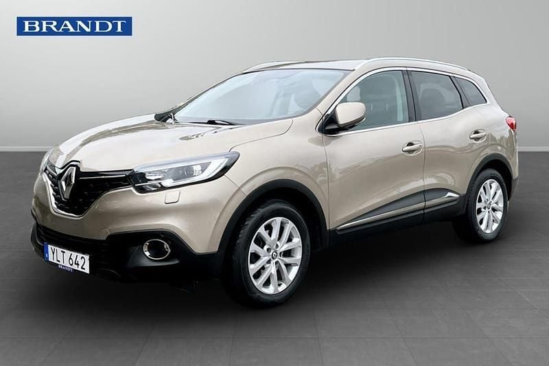 Ljusbrun (brun) Begagnad 2017 Renault Kadjar Zen SUV | 135 900 kr (Marknadspris) - Bild 1/4