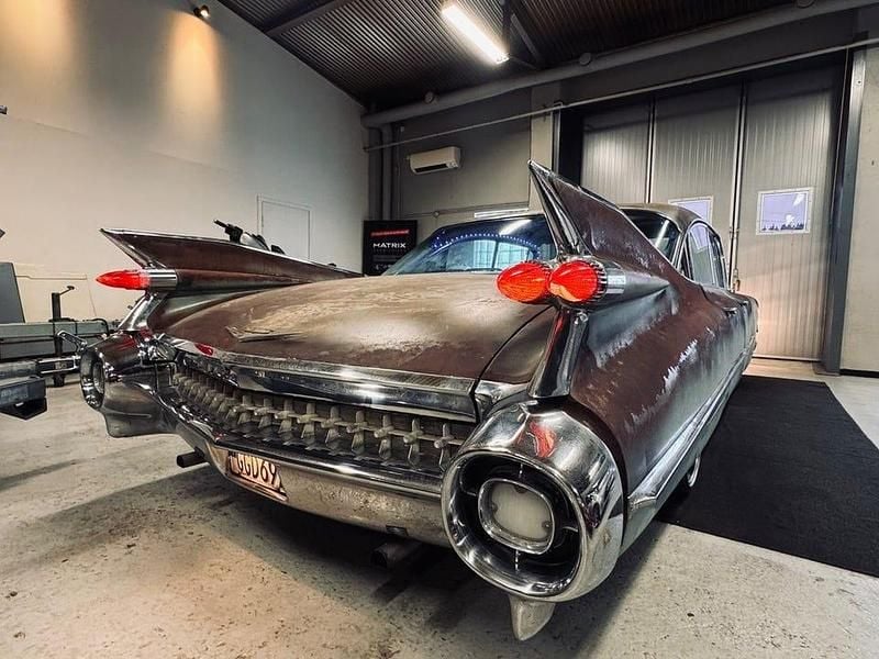 Begagnad Cadillac Serie 62 330 HK (242 kW) 1959 Ljusröd Sedan