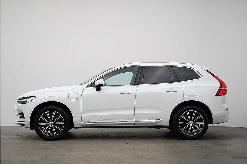 Begagnad Volvo XC60 253 HK (186 kW) 2021 Vit SUV
