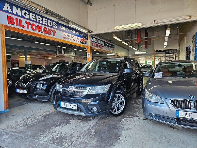 Svart Begagnad 2013 Fiat Freemont SUV | 89 999 kr (Marknadspris) - Bild 1/4