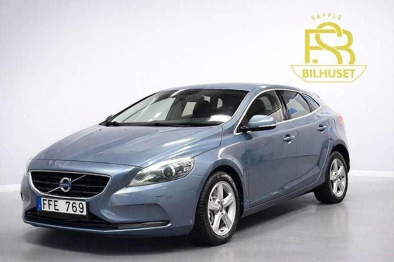 Blå Begagnad 2014 Volvo V40 Momentum | 84 900 kr (Marknadspris) - Bild 1/4