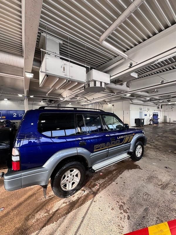 Begagnad Toyota Land Cruiser 178 HK (130 kW) 1999 SUV