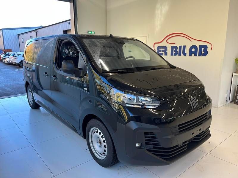 Svart Ny 2025 Fiat Scudo Van | 443 625 kr - Bild 1/4