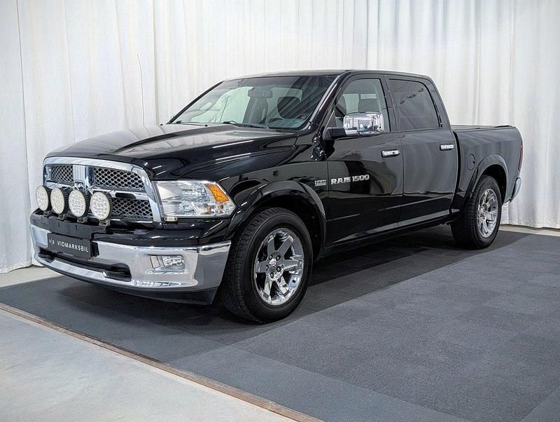 Svart Begagnad 2012 RAM 1500 Pickup | 249 900 kr (Lite dyr) - Bild 1/4