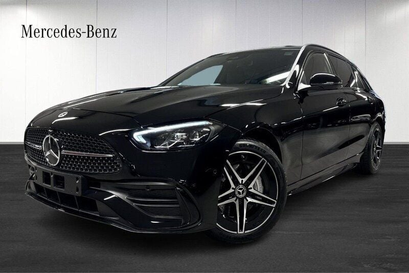 Svart Ny 2025 Mercedes C300e AMG Kombi | 596 750 kr (Bra pris) - Bild 1/4