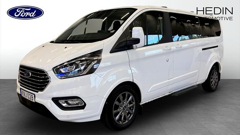 Frozen white Begagnad 2023 Ford Tourneo Custom Titanium | 449 900 kr (Dyr) - Bild 1/4