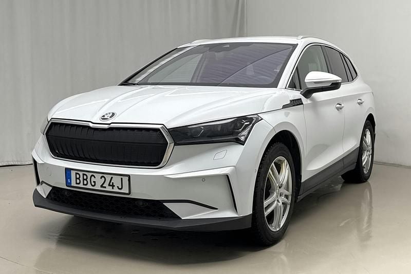 Vit Begagnad 2022 Skoda Enyaq iV SUV | 259 000 kr (Superpris) - Bild 1/4