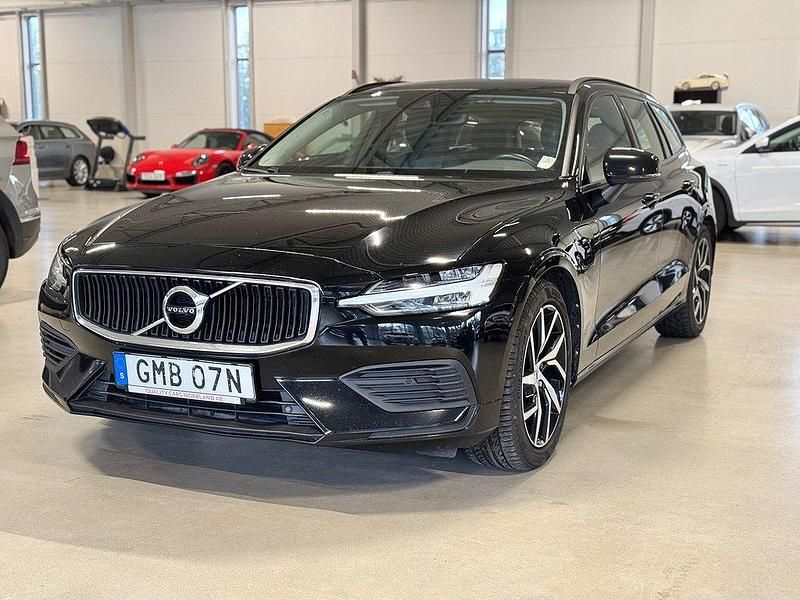Svart Begagnad 2020 Volvo V60 Kombi | 329 900 kr (Dyr) - Bild 1/4