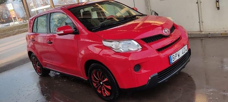 Begagnad Toyota Urban Cruiser 101 HK (74 kW) 2009 Halvkombi