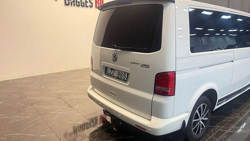 Begagnad VW T5 Edition 180 HK (132 kW) 2012 Vit Van