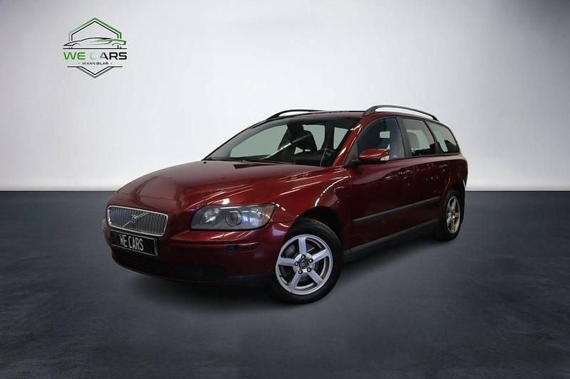 Begagnad Volvo V50 125 HK (91 kW) 2005 Röd Kombi