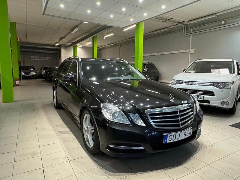 Begagnad Mercedes E300 Avantgarde 232 HK (170 kW) 2013 Svart Kombi