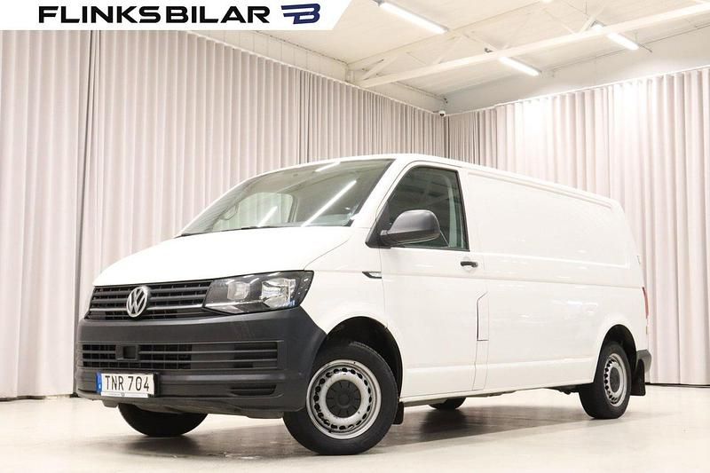 Vit Begagnad 2019 VW T6.1 Van | 177 800 kr (Superpris) - Bild 1/4