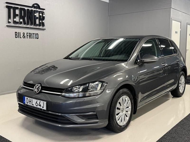 Begagnad VW Golf VII 116 HK (85 kW) 2020 Grå