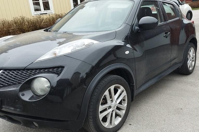 Svart Begagnad 2013 Nissan Juke SUV | 55 000 kr (Bra pris) - Bild 1/4
