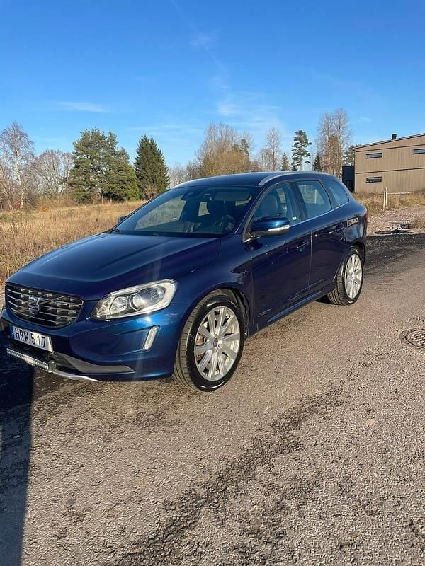 Begagnad 2015 Volvo XC60 Ocean Race SUV | 157 000 kr (Bra pris) - Bild 1/4