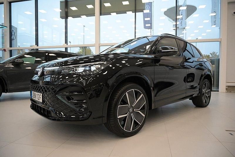 Ny 2026 VW Tiguan R-line Edition SUV | 594 200 kr (Marknadspris) - Bild 1/3