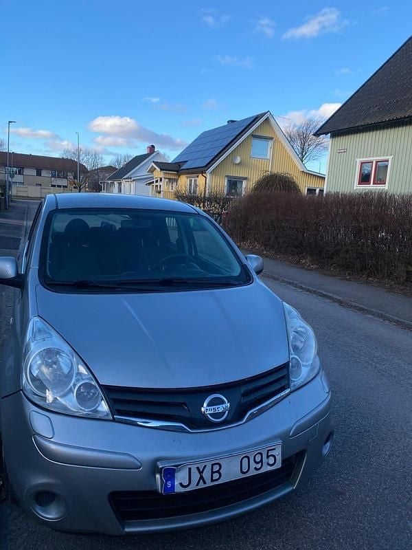 Begagnad Nissan Note 90 HK (66 kW) 2012 Halvkombi
