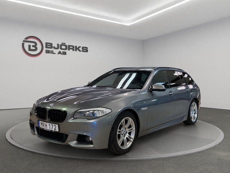 Grå Begagnad 2011 BMW 520 M Sport Kombi | 108 500 kr (Dyr) - Bild 1/4