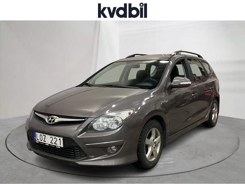Ljusbrun Begagnad 2012 Hyundai i30 Kombi | 40 000 kr (Superpris) - Bild 1/3