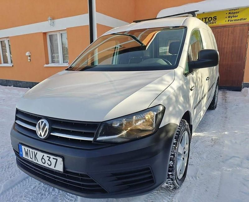 Begagnad VW Caddy Maxi 102 HK (75 kW) 2017 Vit Minibuss