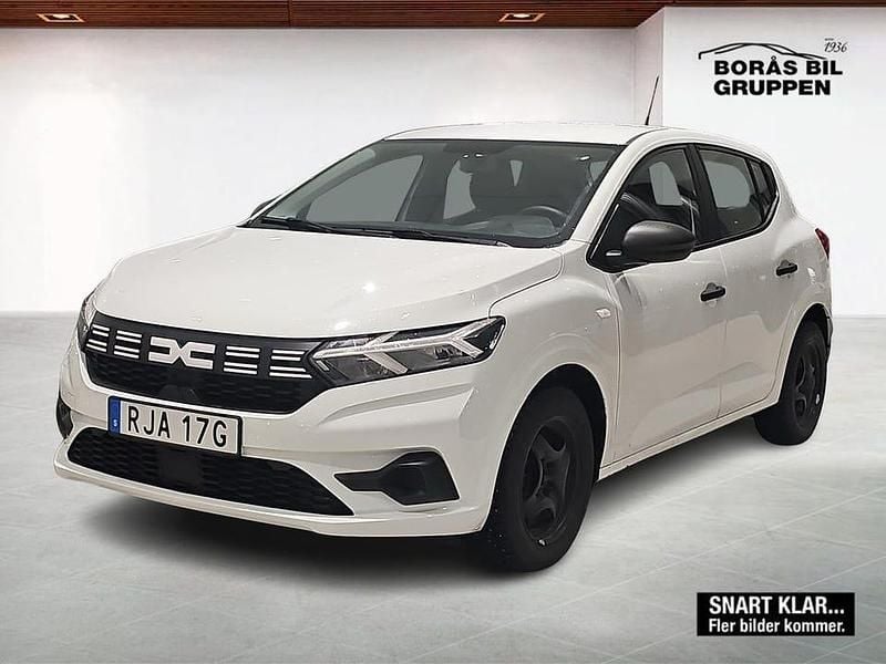 Vit Begagnad 2023 Dacia Sandero Essentiel Halvkombi | 119 000 kr (Bra pris) - Bild 1/1